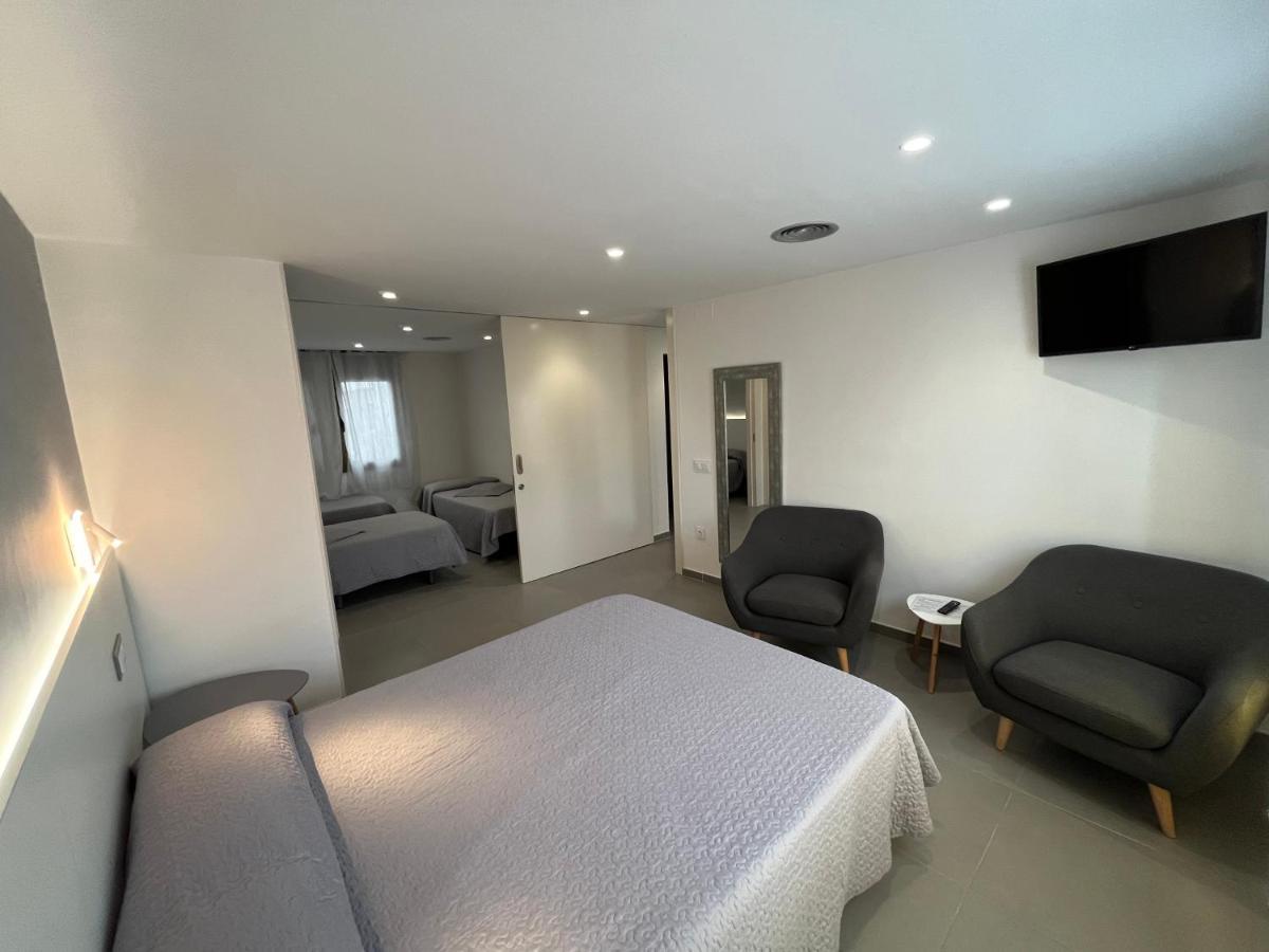 Hostal Tarres Anglés Εξωτερικό φωτογραφία