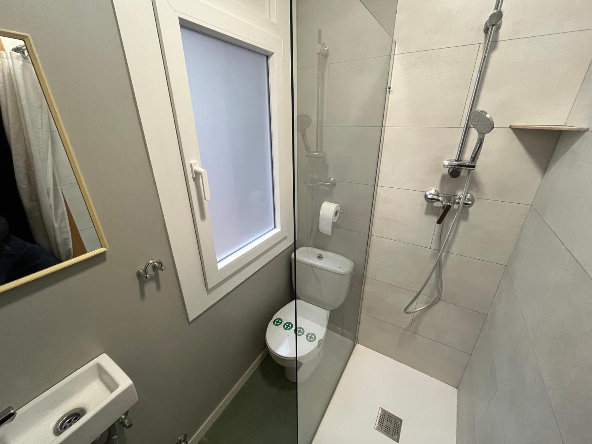 Hostal Tarres Anglés Εξωτερικό φωτογραφία